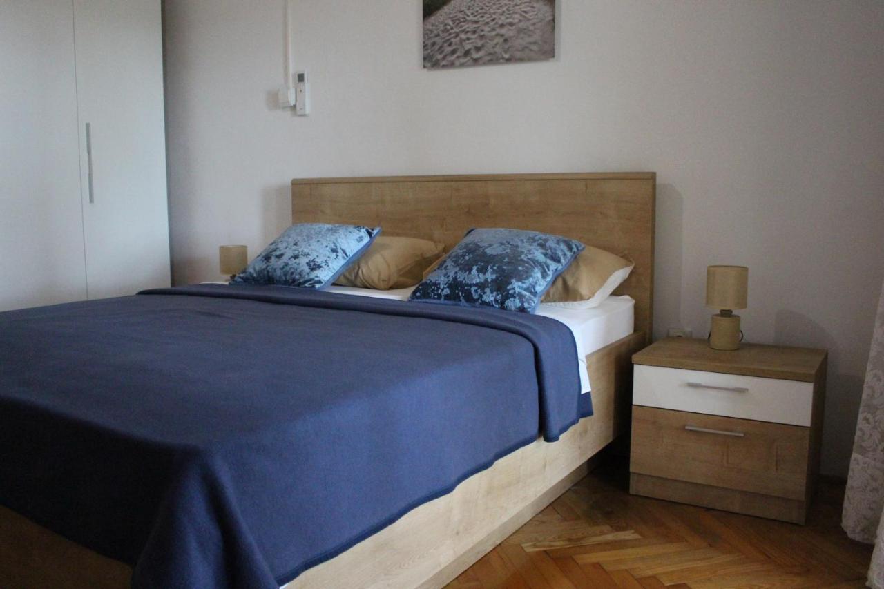 Apartmani Mia Jadranovo Eksteriør bilde