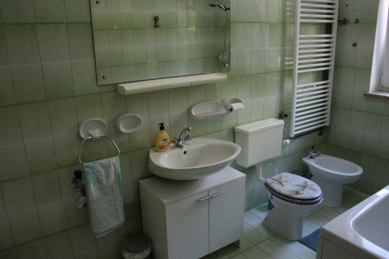 Apartmani Mia Jadranovo Eksteriør bilde